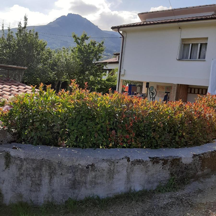 Villa La Pescal Arriondas Exterior foto
